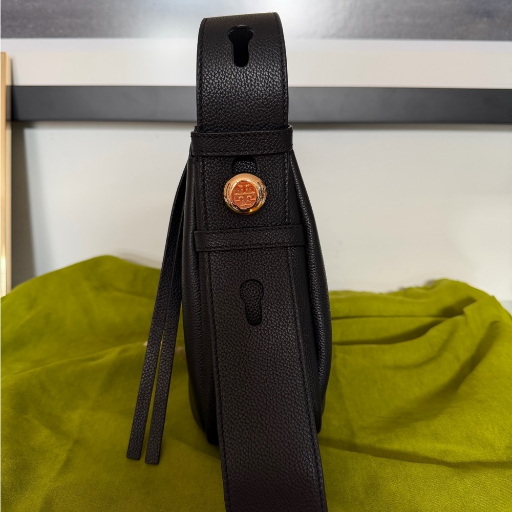 Tory Burch Black Leather Romy Shoulder Bag - Picture 11 of 13
